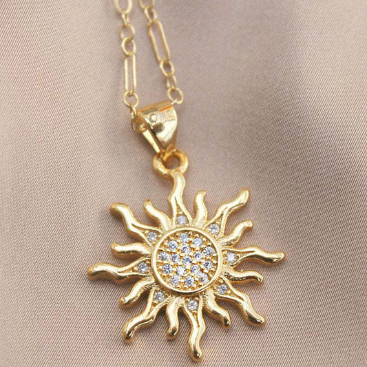 Stunning Necklace for Daily Wear