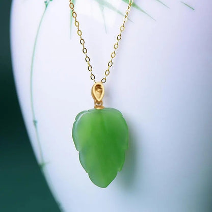 Charming Gold Necklace for Any Occasion