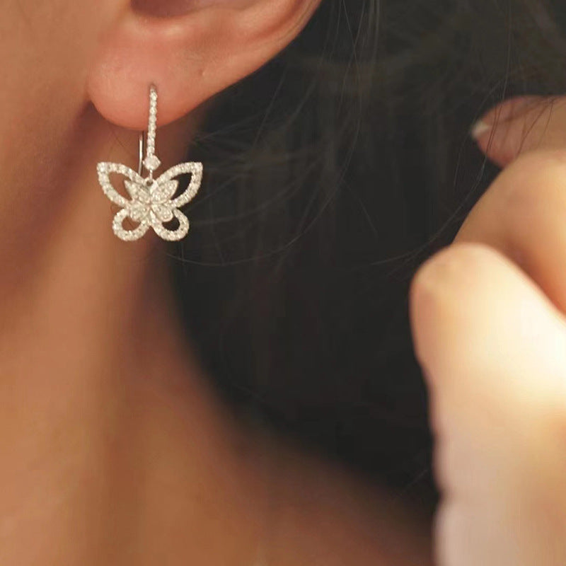 Elegant Earring for Every Occasion
