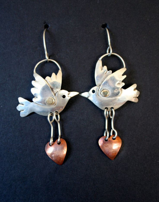 Charming Earring for Any Occasion