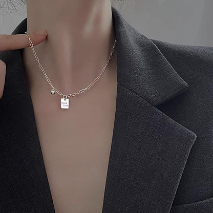 Stunning Necklace for Daily Wear