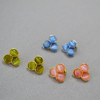 Charming Gold Earring for Any Occasion