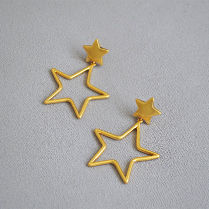 Elegant Gold Earring for Every Occasion