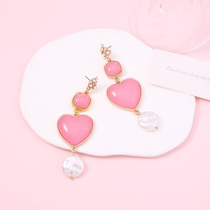 Beautiful Pearl Earring with Unique Style