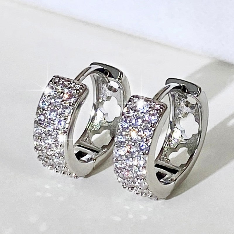 Charming Piece for Any Occasion