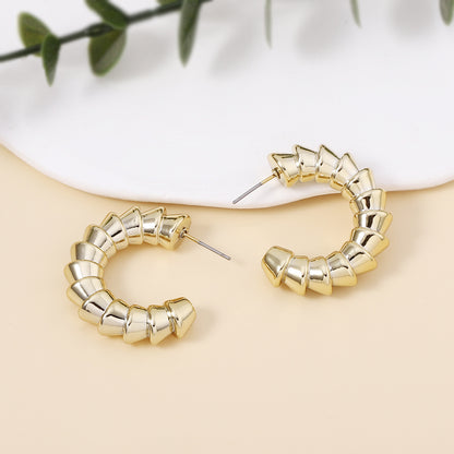 Beautiful Gold Earring with Unique Style