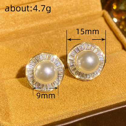 Stunning Pearl Earring for Daily Wear