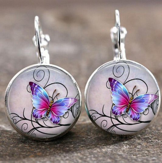 Classic Earring with Timeless Appeal