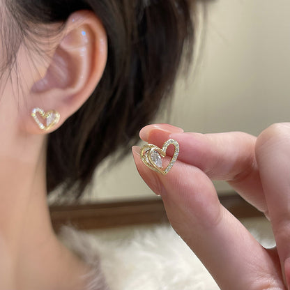 Stunning Gold Earring for Daily Wear