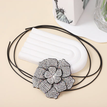 Stunning Necklace for Daily Wear