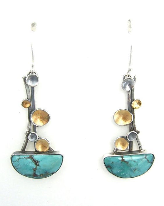Charming Earring for Any Occasion