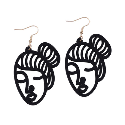 Charming Earring for Any Occasion