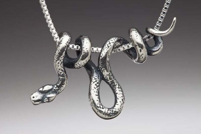 Charming Necklace for Any Occasion