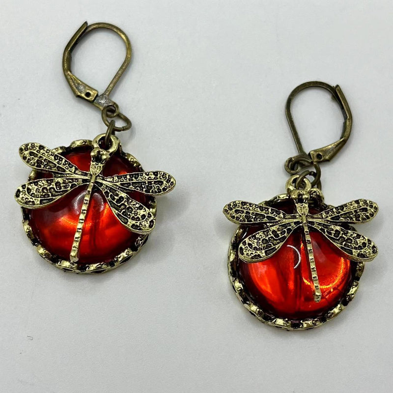 Charming Earring for Any Occasion