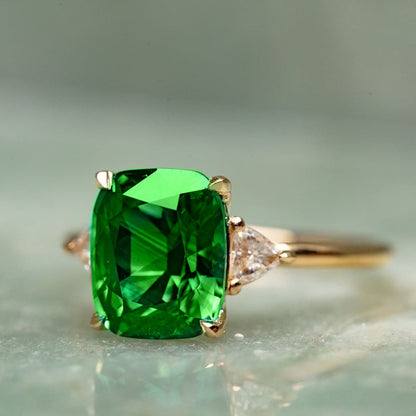 Classic Ring with Timeless Appeal