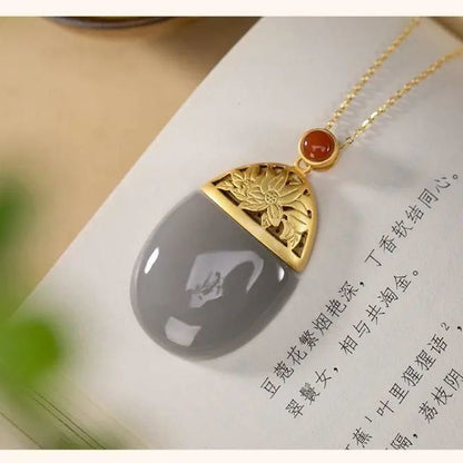 Beautiful Gold Pendant with Unique Style