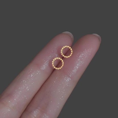 Charming Earring for Any Occasion