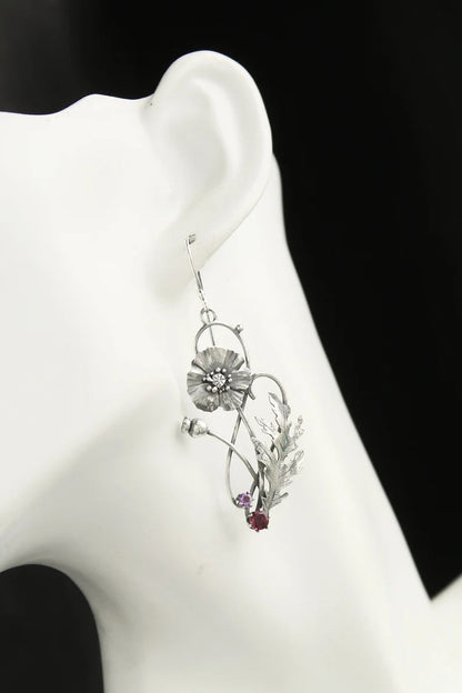 Beautiful Silver Earring with Unique Style