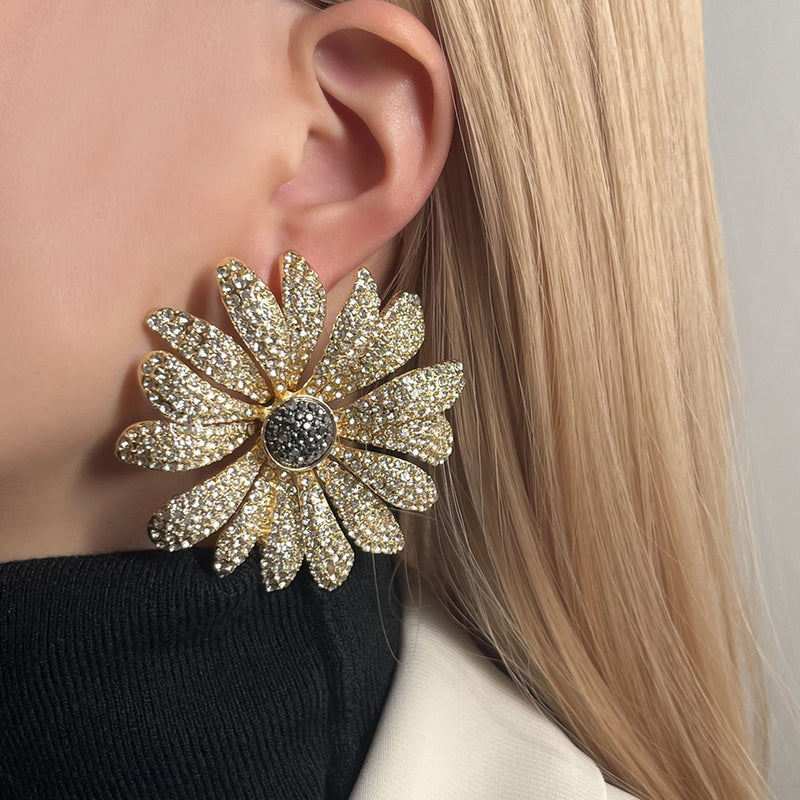 Elegant Earring for Every Occasion