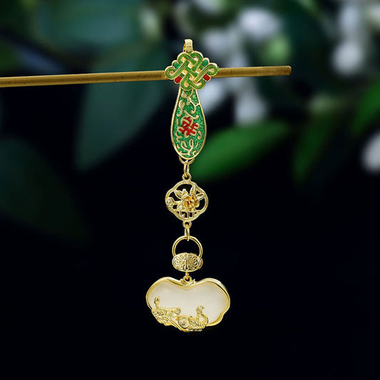 Charming Pendant for Any Occasion
