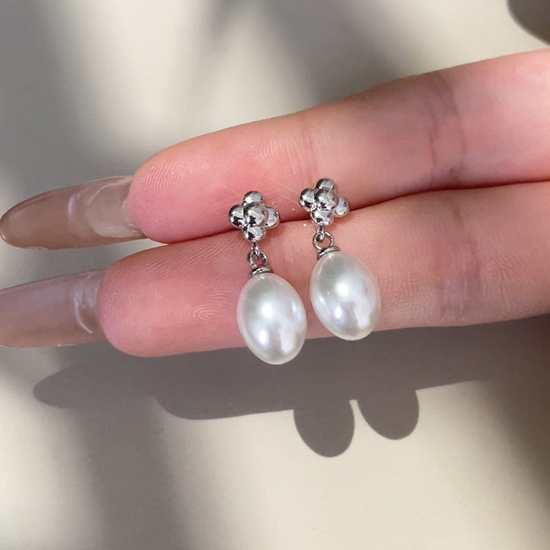 Charming Piece for Any Occasion