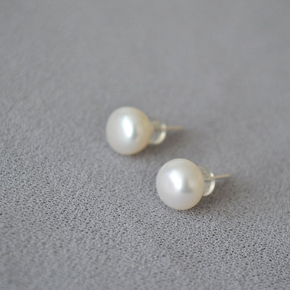 Stunning Pearl Earring for Daily Wear