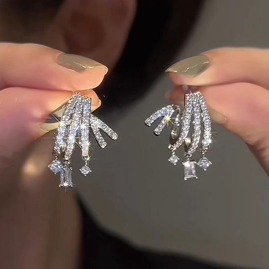 Charming Earring for Any Occasion