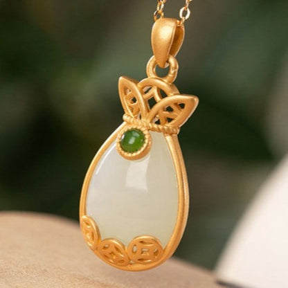 Beautiful Pendant with Unique Style