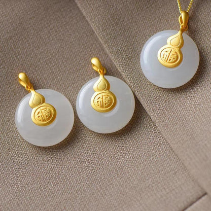 Charming Gold Necklace for Any Occasion