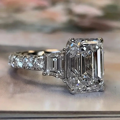 Beautiful Ring with Unique Style