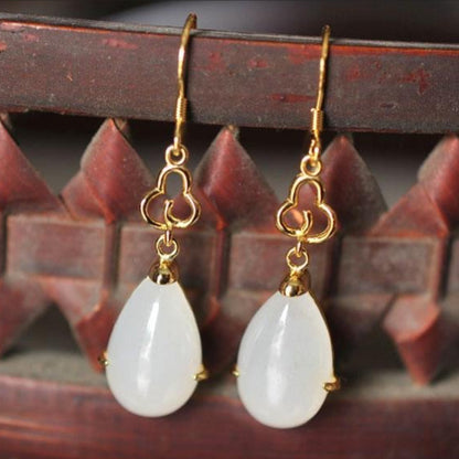Romantic Gold Earring for Special Moments