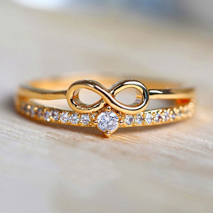 Stunning Gold Bracelet for Daily Wear