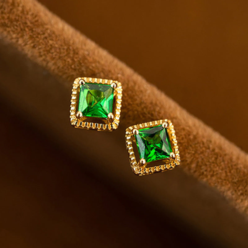 Delicate Artisan Gold Earring