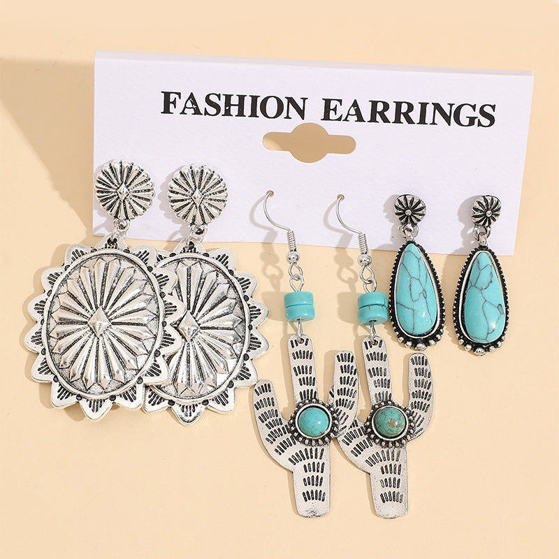 Charming Earring for Any Occasion