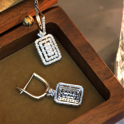 Elegant Earring for Every Occasion