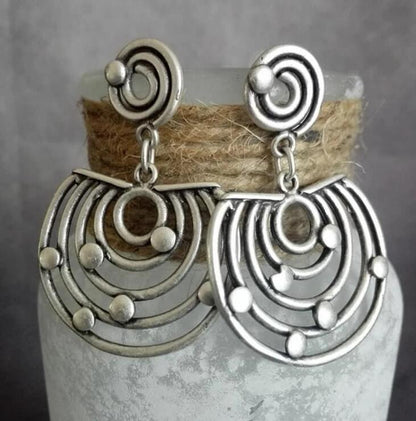 Vintage Handmade Earring
