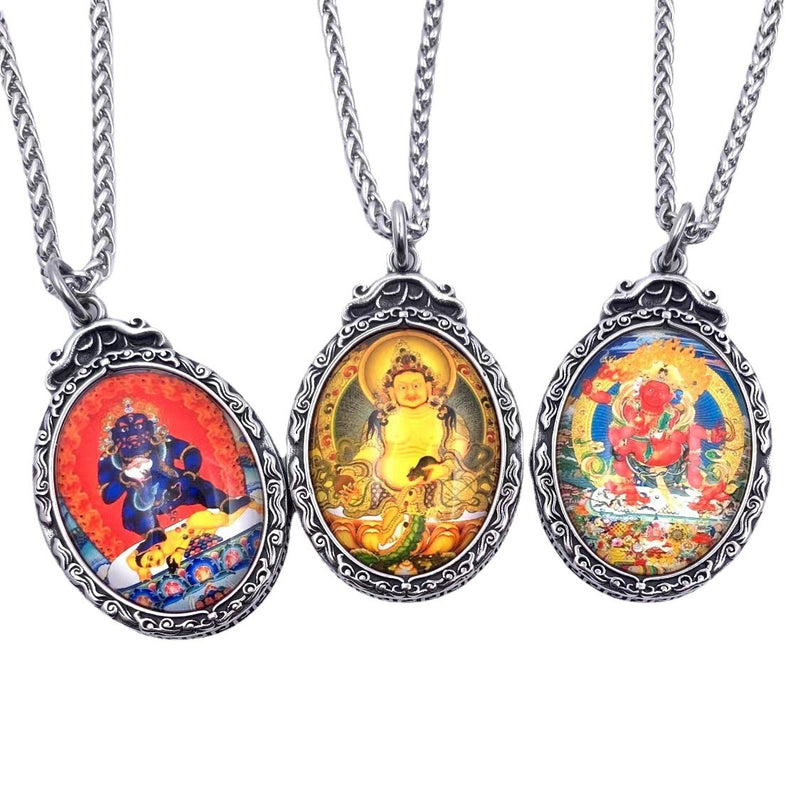 Charming Pendant for Any Occasion