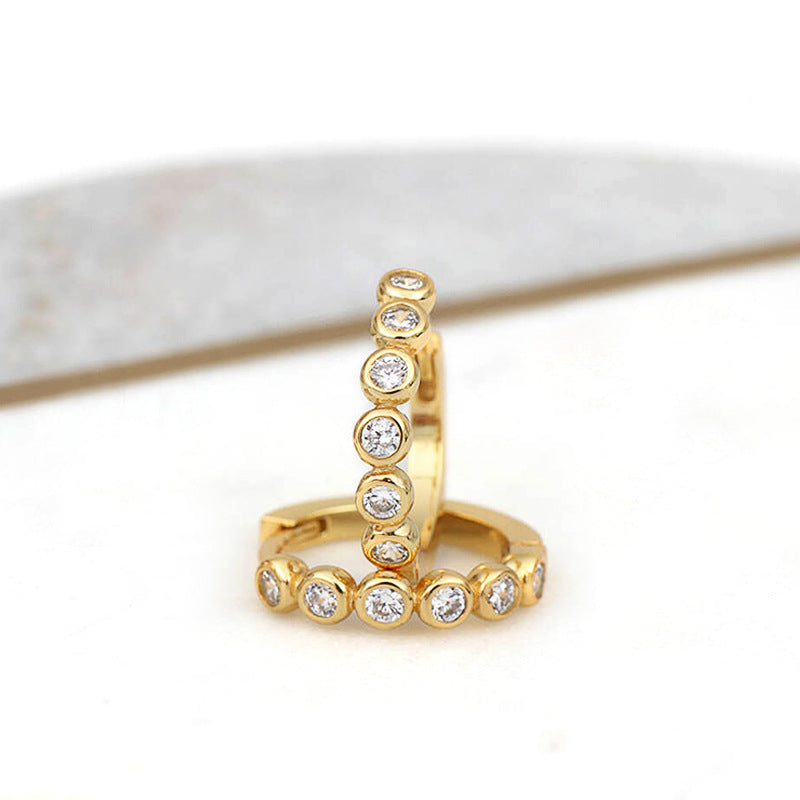 Charming Earring for Any Occasion