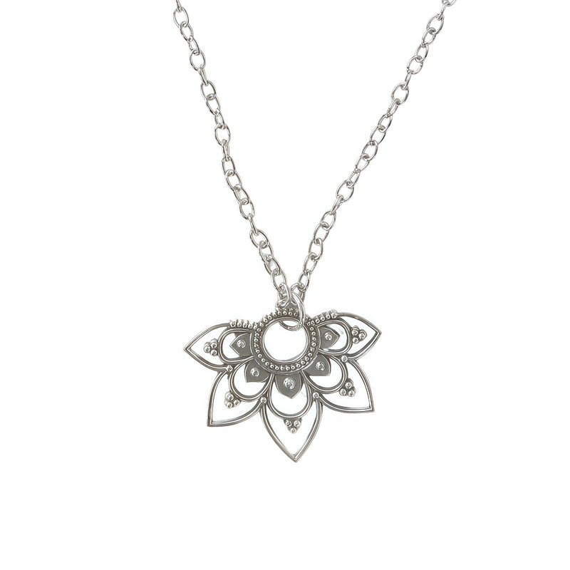 Classic Necklace with Timeless Appeal