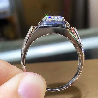 Classic Ring with Timeless Appeal