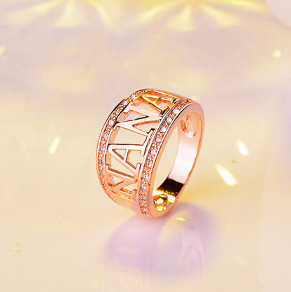Charming Gold Ring for Any Occasion