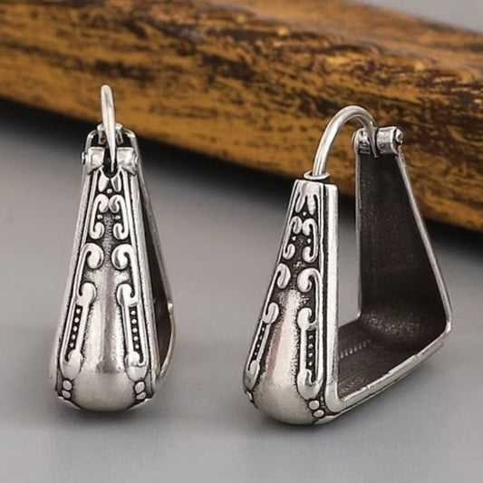 Classic Earring with Timeless Appeal