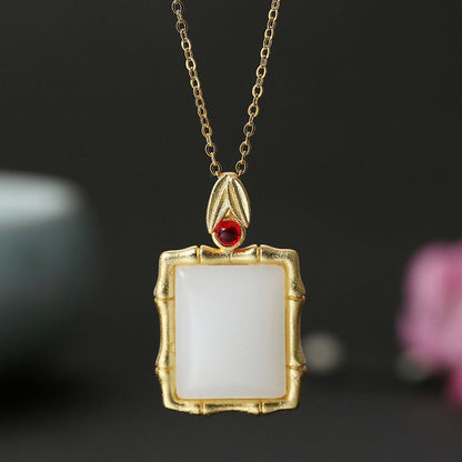 Charming Gold Necklace for Any Occasion