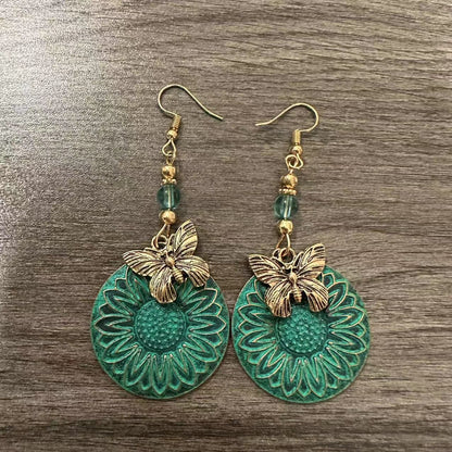 Stunning Earring for Daily Wear
