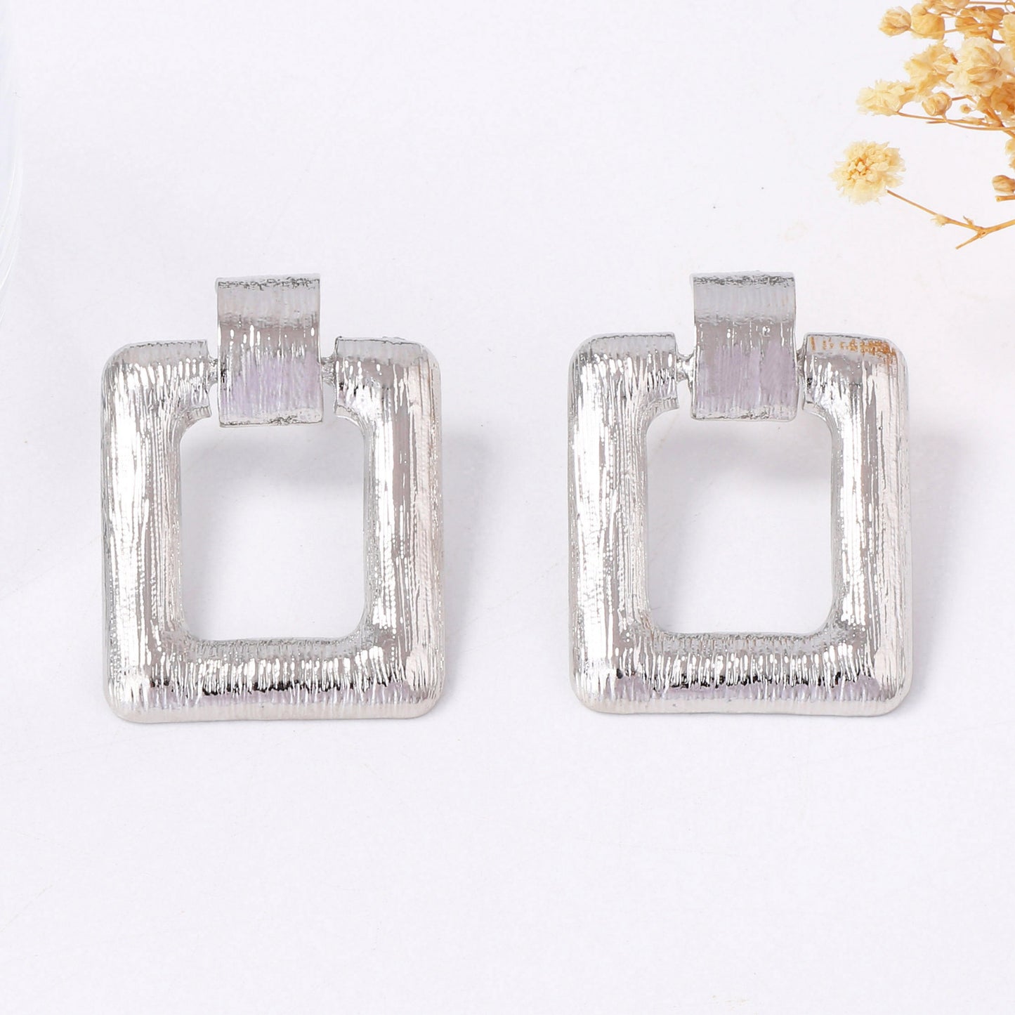 Elegant Piece for Every Occasion
