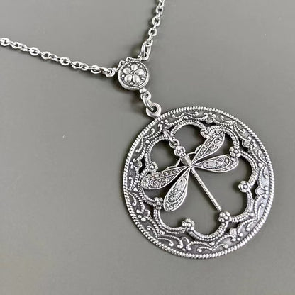 Stunning Necklace for Daily Wear