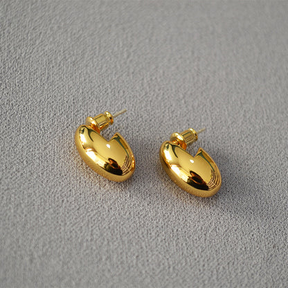 Stunning Gold Earring for Daily Wear