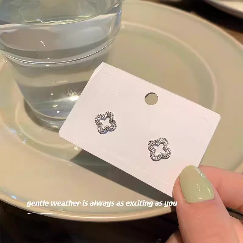 Classic Earring with Timeless Appeal