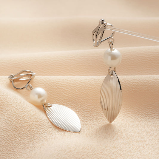 Romantic Pearl Earring for Special Moments