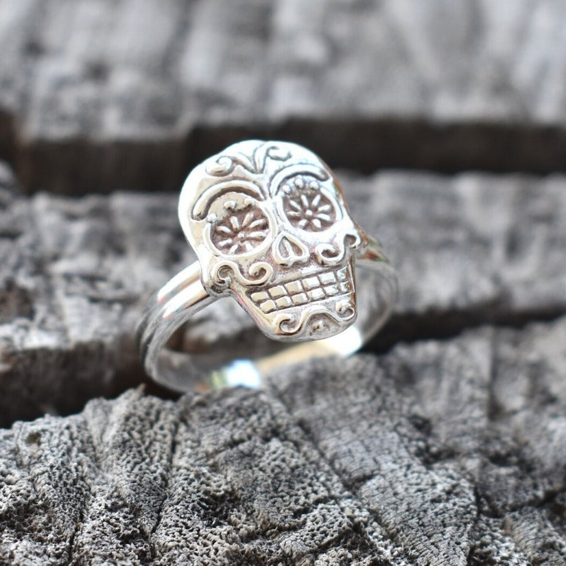 Stunning Ring for Daily Wear